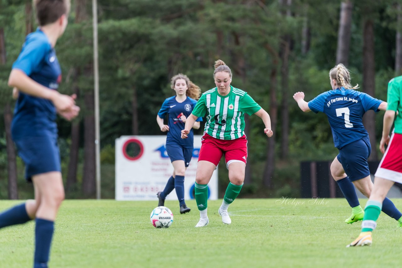 Bild 134 - F SV Boostedt - SV Fortuna St. Juergen : Ergebnis: 2:1